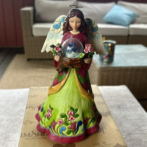 Jim Shore for Enesco Heartwood Creek Angel with Bird in Glass Dome 9.2” - Picture 3 of 11
